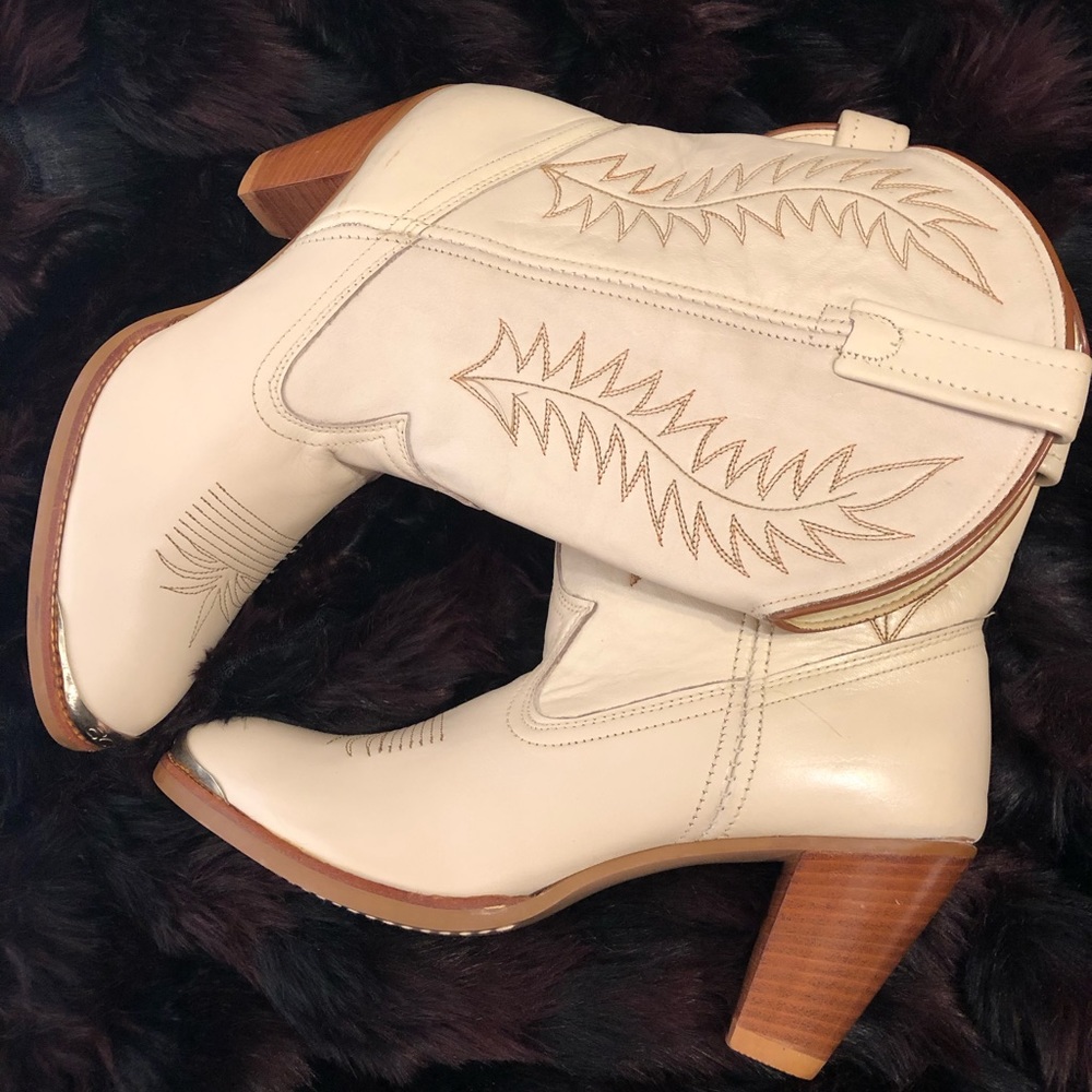 UNWORN Acme VTG Leather Cowgirl Boots